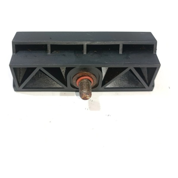 Trava Suporte Bateria Bmw 528 F10 11 17 535 550 M5 7592923