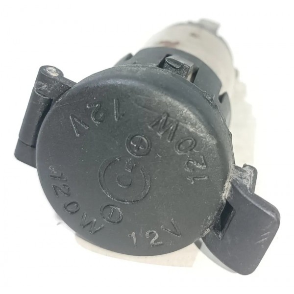 Tomada 12v Kia Sportage 2005 2010