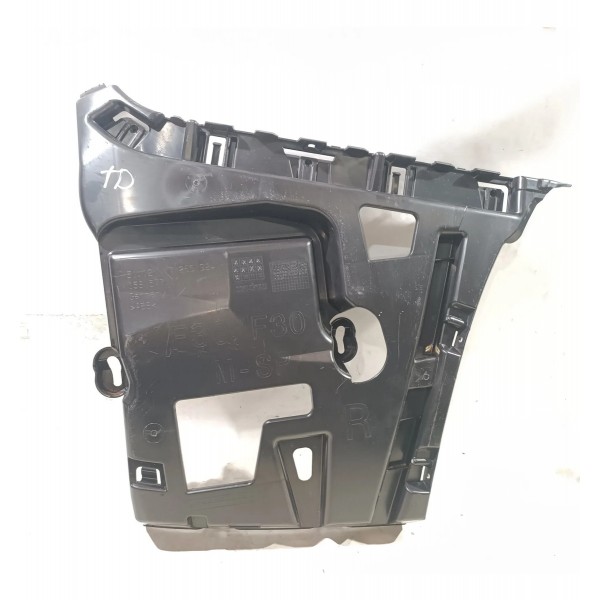 Guia Direito Parachoque Traseiro Bmw 320 F30 2012 18 7256924