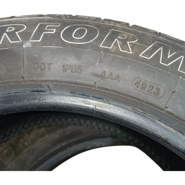 Par Pneus 225/55r18 Itaro Performax 60% Borracha Dot 4923