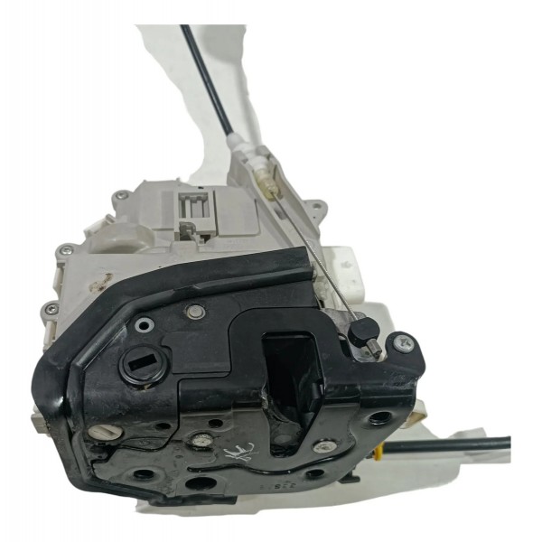 Trava Porta Traseira Esquerda Audi A5 2010 2017 8k0839015