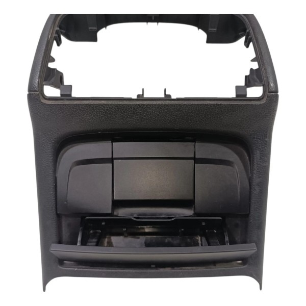 Tomada 12v Cinzeiro Traseiro Audi A5 2010 2017 8k0864376