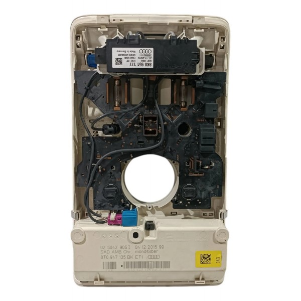 Luz Interna Dianteira Audi A5 2010 2017 8t0947135bk