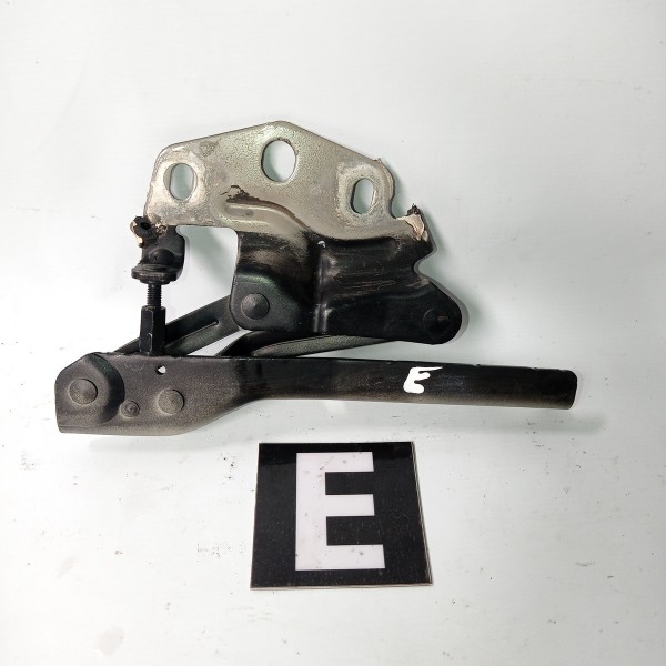 Braço Dobradiça Capo Esquerdo Vw Passat B6 2006 2010