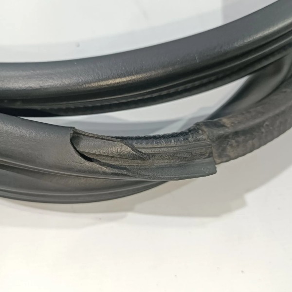 Borracha Porta Direita Mazda Mx3 1991 1998 Detalhe