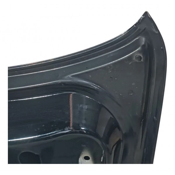Tampa Traseira Volkswagen Virtus 2018 2026 Detalhe Pequeno