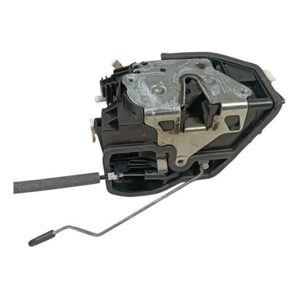 Trava Porta Dianteira Esquerda Bmw 320 2012 2018 7229461