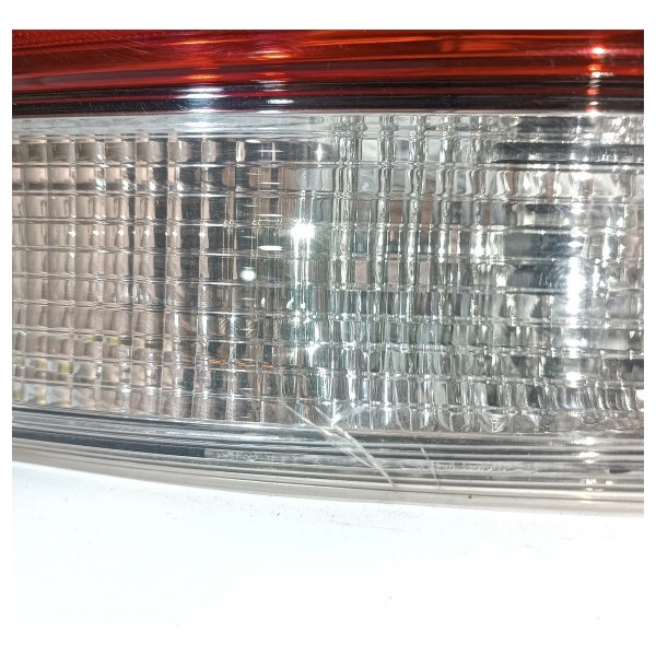Lanterna Esquerda Tampa Traseira Subaru Forester Sk 2019 24 Esquerdo/motorista