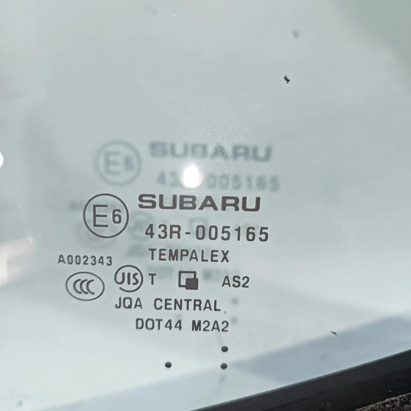 Vidro Vigia Traseiro Direito Subaru Forester Sk 2019 2024