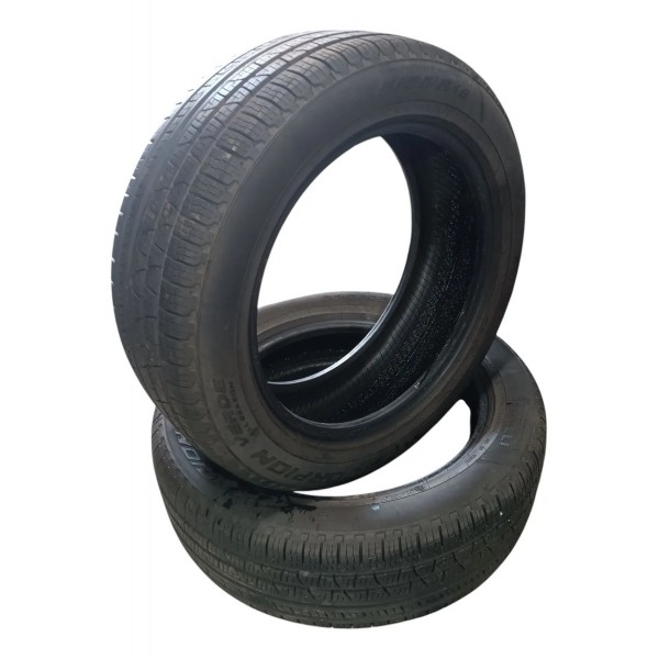 Par Pneus Pirelli Scorpion 225/55r18 Dot 3224 70% Forester