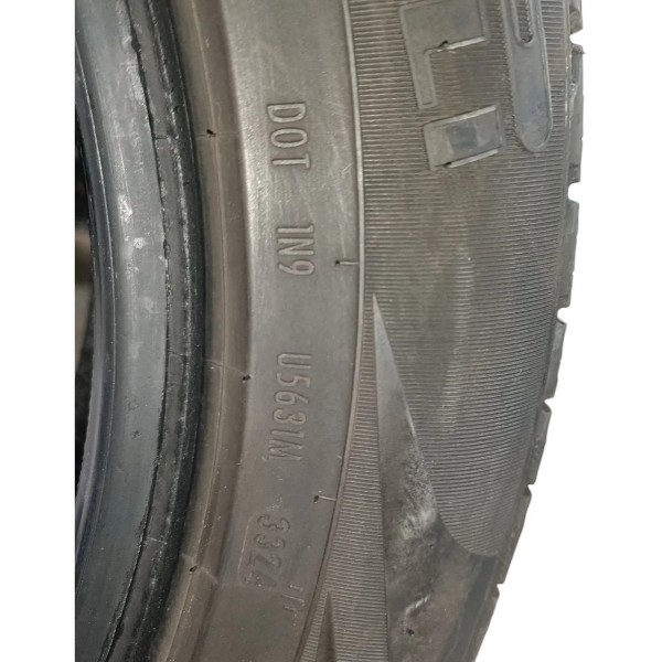 Par Pneus Pirelli Scorpion 225/55r18 Dot 3324 60% Forester