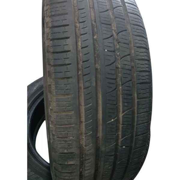 Par Pneus Pirelli Scorpion 225/55r18 Dot 3324 60% Forester
