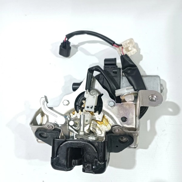 Trava Porta Malas Subaru Forester Sk 2019 2024