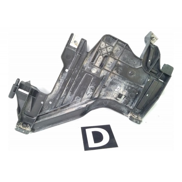 Suporte Farol Direito Audi A4 2010 2.0t