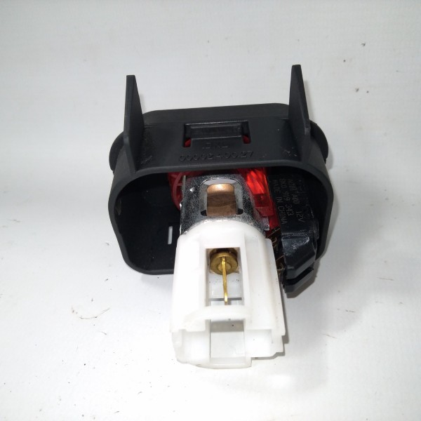 Tomada 12v Audi A4 2010 2.0t