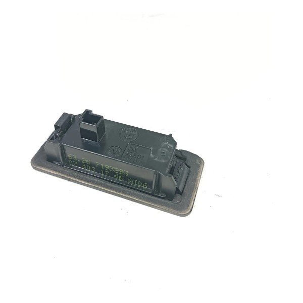 Luz De Placa Bmw 320 325 335 E90 2006 2012 7193293
