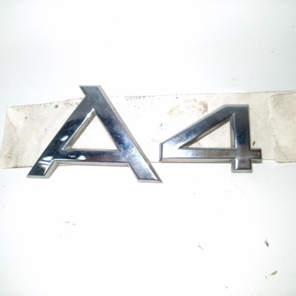 Emblema  A4  Tampa Traseiro  Audi A4 2010 2.0t