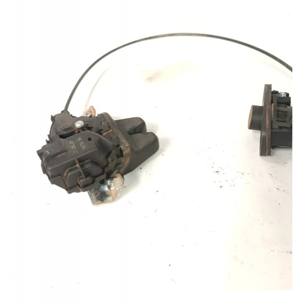 Trava Porta Malas Mercedes C180 C200 W204 2007 2014