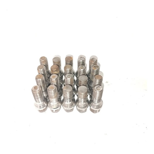 Jogo 20 Parafusos Roda Mercedes C180 C200 W204 07 14