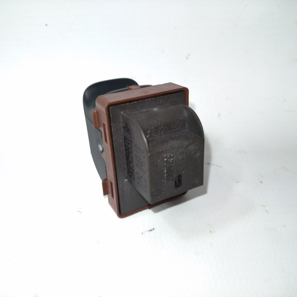 Botão Abertura Interno Porta Malas Audi A4 2010 2.0t