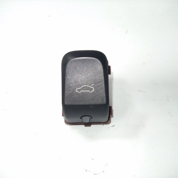 Botão Abertura Interno Porta Malas Audi A4 2010 2.0t