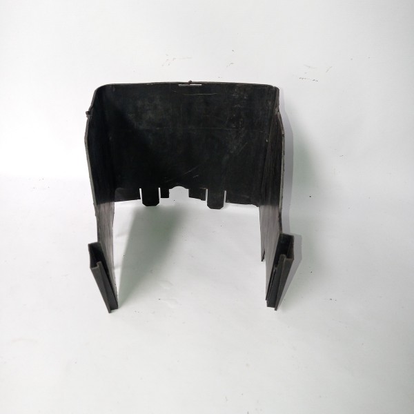 Protetor Acabamento Bateria Vw Passat B6 2006 2010 1k0915335