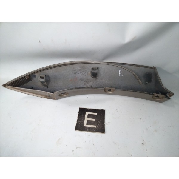 Acabamento Arco De Roda Traseiro Esquerdo Grand Vitara 2000