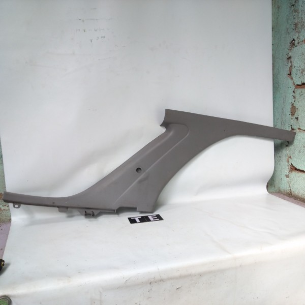 Acabamento Coluna Traseira Esquerda Subaru Impreza Gf 1.8