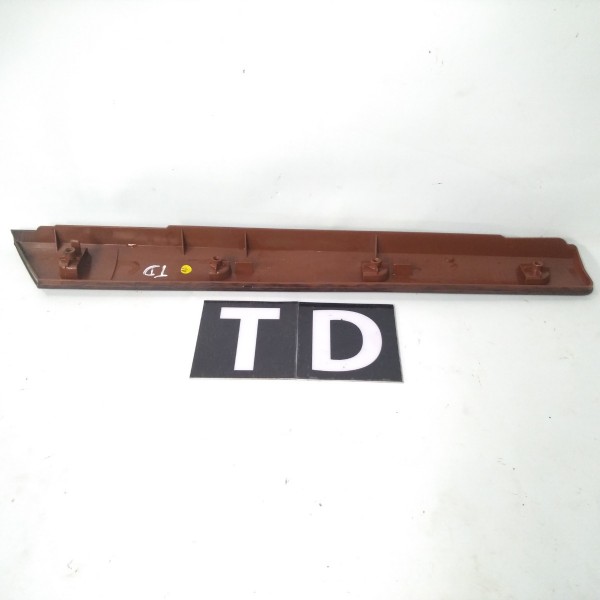 Friso Interno Traseiro Direito Captiva V6 2008 3.6