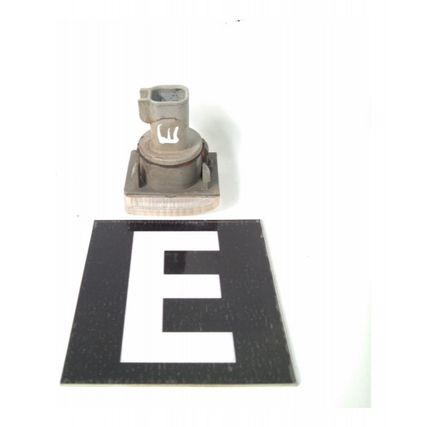 Seta Moldura Paralama Esquerdo Captiva V6 2008 Detalhe