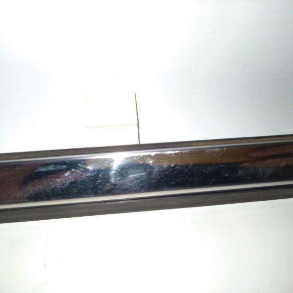 Pestana Externa Traseiro Esquerda Captiva V6 2008 Detalhe