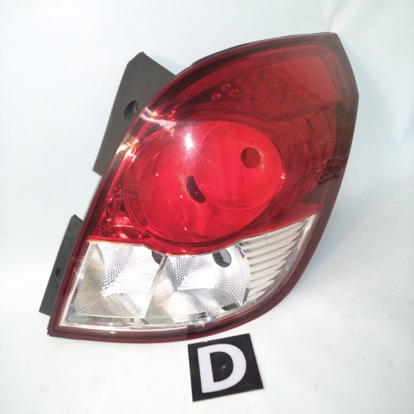 Lanterna Traseira Direita Captiva V6 2008 Direito