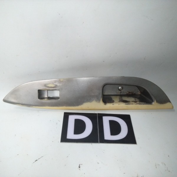 Moldura Botão Dianteiro Direito Lifan 530 2013-2018