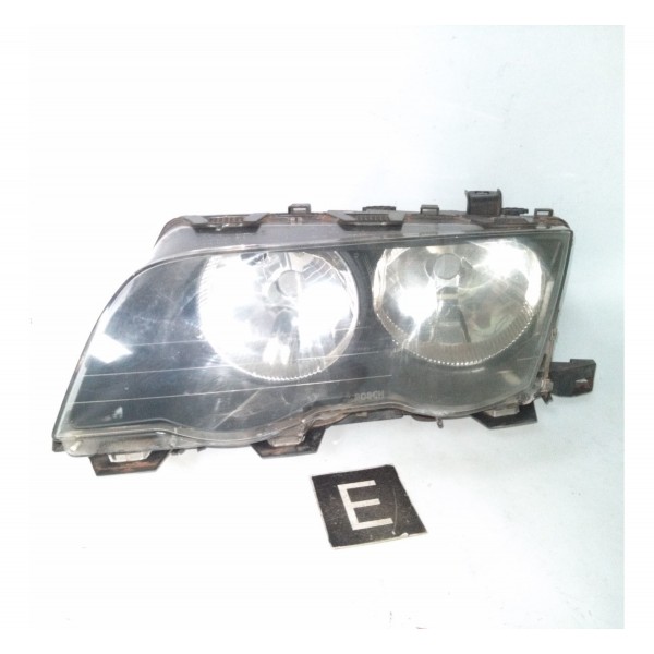 Farol Dianteiro Esquerdo Bmw E46 320/30(detalhe)