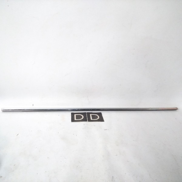 Pestana Externa Dianteira Direita Cromada Bmw E46