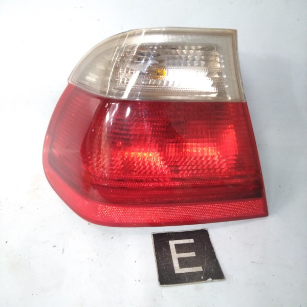 Lanterna Traseira Esquerda Bmw E46