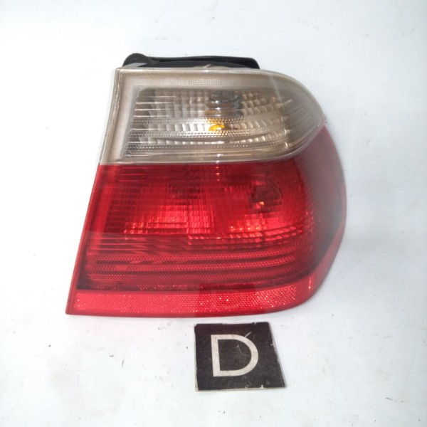 Lanterna Traseira Direita Bmw E46 Direito