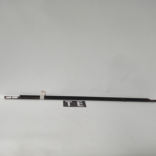 Pestana Externa Traseira Esquerda Vw Passat B6 2006 2010  Prateado