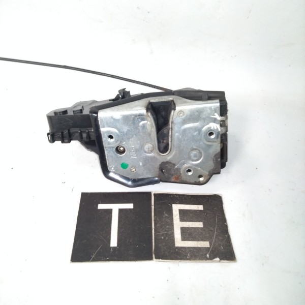 Trava Eletrica Traseira Esquerda Bmw E46