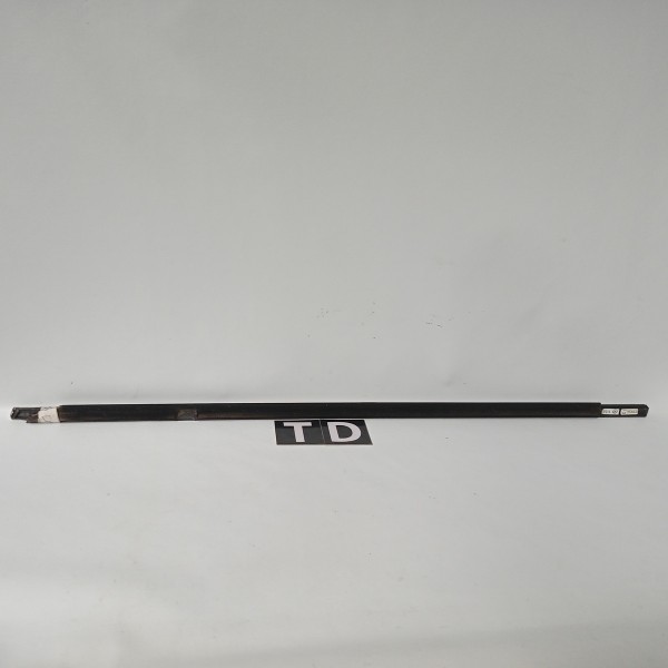 Pestana Externa Traseira Direita Vw Passat B6 2006 2010  Prateado