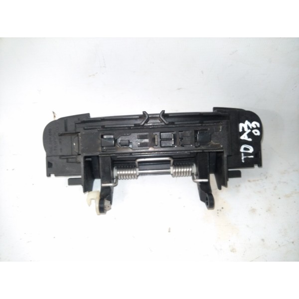 Maçaneta Externa Traseira Direita Audi A3 Sportback 2010 Traseira
