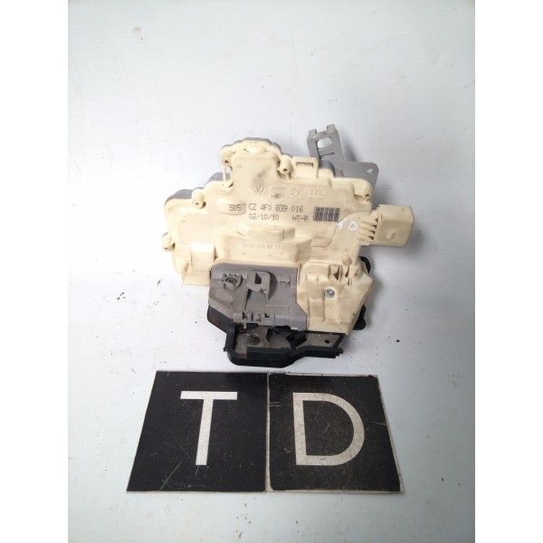 Trava Elétrica Traseira  Direita Audi A3 Sportback 2010