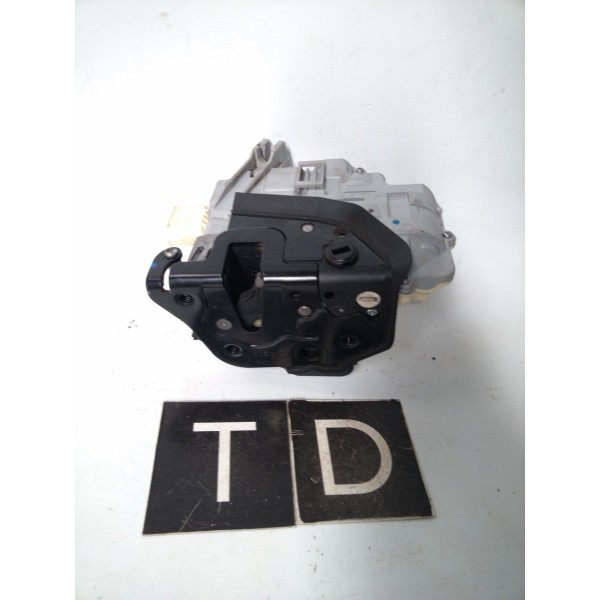 Trava Elétrica Traseira  Direita Audi A3 Sportback 2010