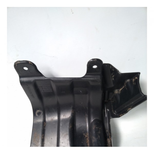 Defletor Ar Esquerdo Radiador Discovery 3 Land Rover