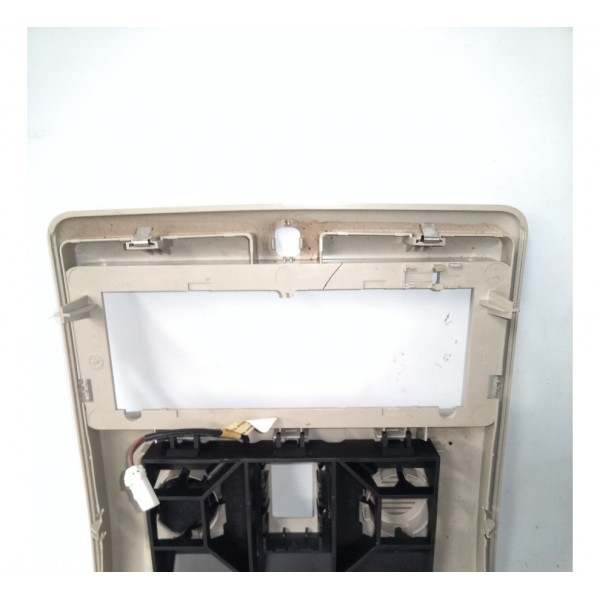 Moldura Luz Dianteira  Land Rover Discovery 3 2007