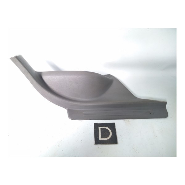 Pos Soleira Traseira Direito Subaru Forester 1998