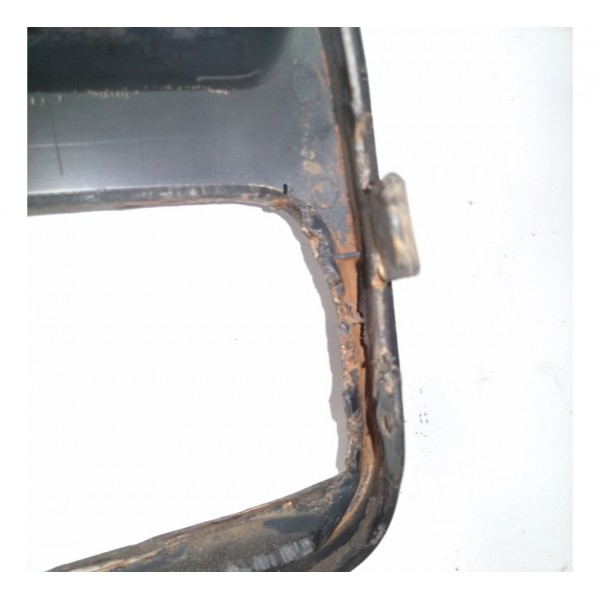 Moldura Farol De Milha Direito Subaru Forester 1998 Detalhe Preto