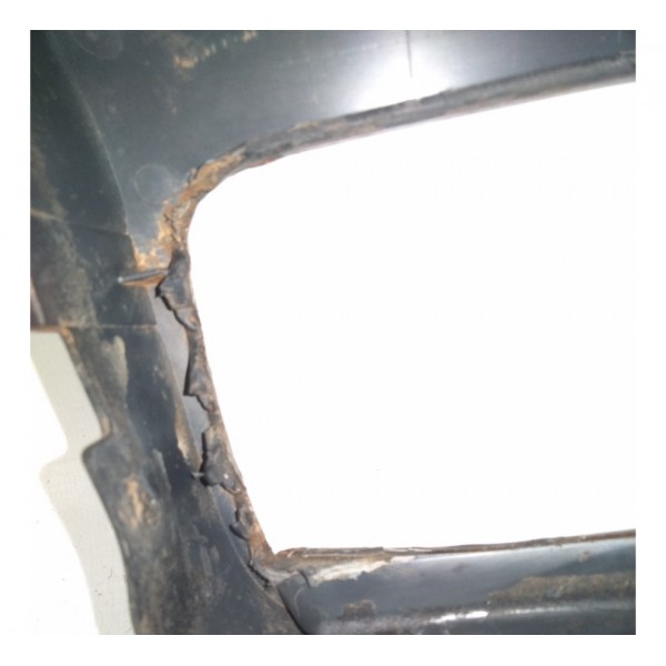 Moldura Farol De Milha Direito Subaru Forester 1998 Detalhe Preto