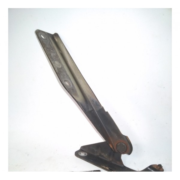 Dobradiça Capo Direita  Subaru Forester 1998