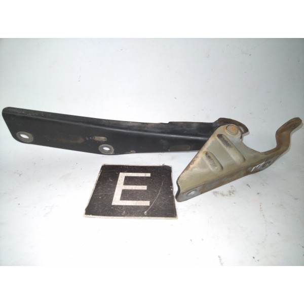 Dobradiça Capo Esquerda  Subaru Forester 1998